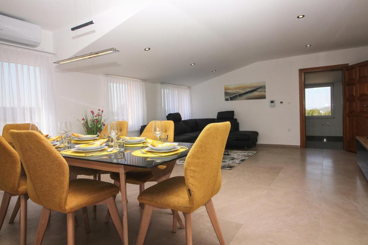 Apartmán Grande Rosa Vrulje  Exteriér fotografie